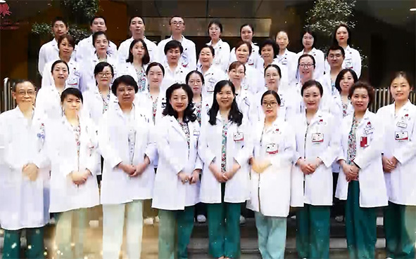 中国医师节 | 为医者，不负使命，感恩“医”路有您